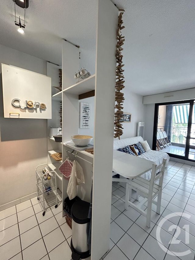 Afficher la photo en grand Appartement F3 à louer - 3 pièces - 32.48 m2 - ARGELES SUR MER - 66 - LANGUEDOC-ROUSSILLON - Century 21 Côte Catalane Immobilier