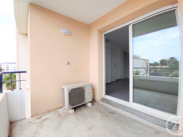 Afficher la photo en grand Appartement F2 à vendre - 2 pièces - 46.55 m2 - ARGELES SUR MER - 66 - LANGUEDOC-ROUSSILLON - Century 21 Côte Catalane Immobilier
