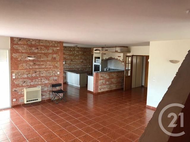 maison à louer - 5 pièces - 153.0 m2 - MONTESQUIEU DES ALBERES - 66 - LANGUEDOC-ROUSSILLON - Century 21 Côte Catalane Immobilier maison à louer - 5 pièces - 153.0 m2 - MONTESQUIEU DES ALBERES - 66 - LANGUEDOC-ROUSSILLON - Century 21 Côte Catalane Immobilier