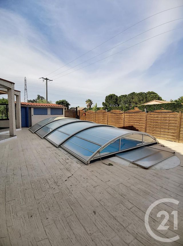 maison à louer - 5 pièces - 153.0 m2 - MONTESQUIEU DES ALBERES - 66 - LANGUEDOC-ROUSSILLON - Century 21 Côte Catalane Immobilier maison à louer - 5 pièces - 153.0 m2 - MONTESQUIEU DES ALBERES - 66 - LANGUEDOC-ROUSSILLON - Century 21 Côte Catalane Immobilier