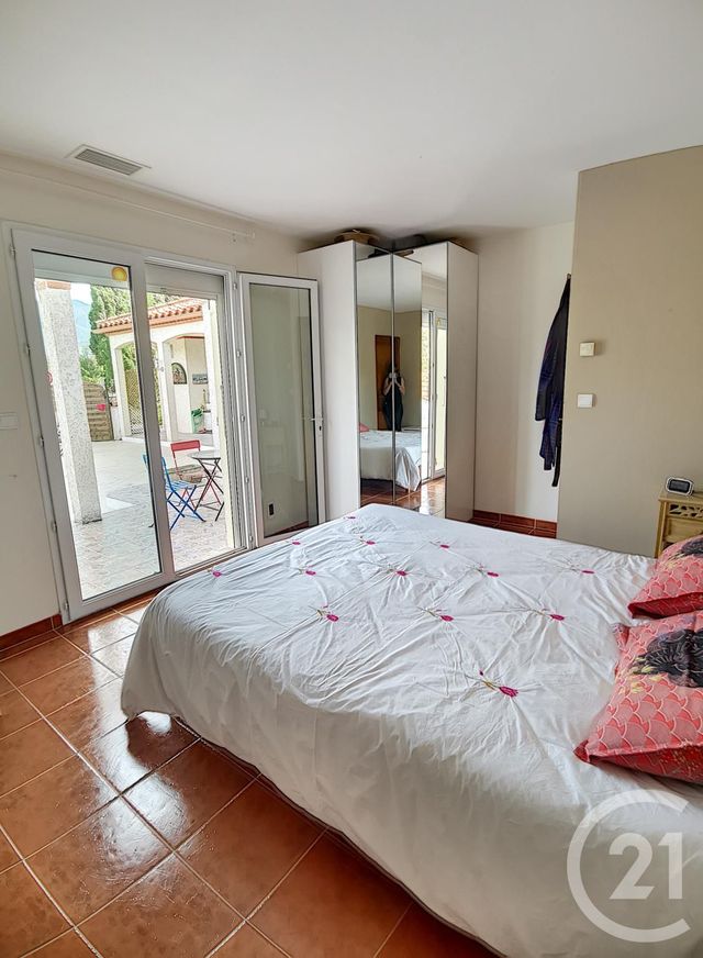 maison à louer - 5 pièces - 153.0 m2 - MONTESQUIEU DES ALBERES - 66 - LANGUEDOC-ROUSSILLON - Century 21 Côte Catalane Immobilier maison à louer - 5 pièces - 153.0 m2 - MONTESQUIEU DES ALBERES - 66 - LANGUEDOC-ROUSSILLON - Century 21 Côte Catalane Immobilier