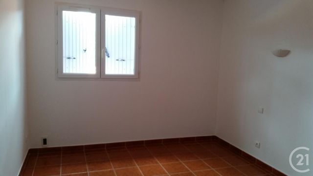 maison à louer - 5 pièces - 153.0 m2 - MONTESQUIEU DES ALBERES - 66 - LANGUEDOC-ROUSSILLON - Century 21 Côte Catalane Immobilier maison à louer - 5 pièces - 153.0 m2 - MONTESQUIEU DES ALBERES - 66 - LANGUEDOC-ROUSSILLON - Century 21 Côte Catalane Immobilier