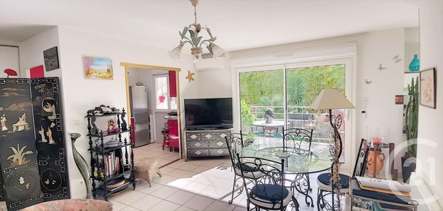 Afficher la photo en grand Appartement F3 à vendre - 3 pièces - 63.4 m2 - ARGELES SUR MER - 66 - LANGUEDOC-ROUSSILLON - Century 21 Côte Catalane Immobilier