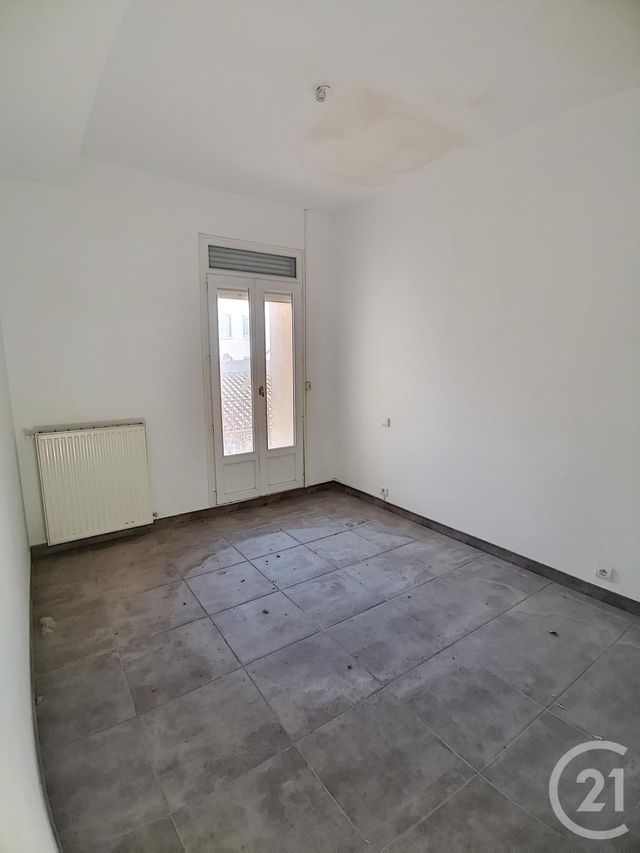 Appartement F4 à vendre - 4 pièces - 84.24 m2 - PORT VENDRES - 66 - LANGUEDOC-ROUSSILLON - Century 21 Côte Catalane Immobilier Appartement F4 à vendre - 4 pièces - 84.24 m2 - PORT VENDRES - 66 - LANGUEDOC-ROUSSILLON - Century 21 Côte Catalane Immobilier