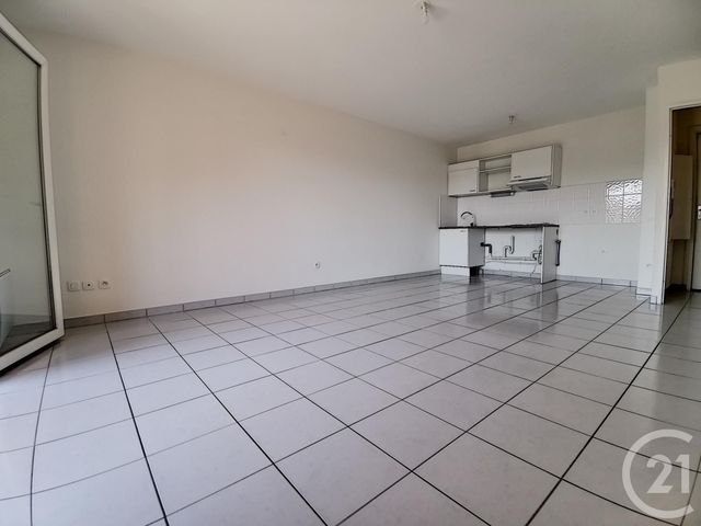 Afficher la photo en grand Appartement F4 à vendre - 4 pièces - 82.19 m2 - ARGELES SUR MER - 66 - LANGUEDOC-ROUSSILLON - Century 21 Côte Catalane Immobilier
