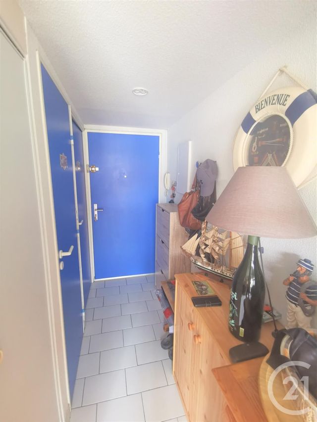 Studio à vendre - 1 pièce - 26.5 m2 - ARGELES SUR MER - 66 - LANGUEDOC-ROUSSILLON - Century 21 Côte Catalane Immobilier Studio à vendre - 1 pièce - 26.5 m2 - ARGELES SUR MER - 66 - LANGUEDOC-ROUSSILLON - Century 21 Côte Catalane Immobilier