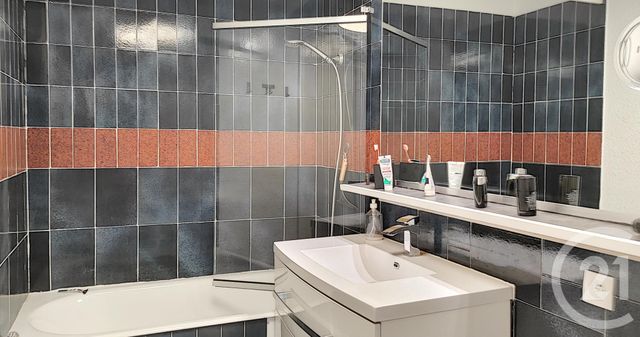 Afficher la photo en grand Appartement F3 à vendre - 3 pièces - 51.46 m2 - ARGELES SUR MER - 66 - LANGUEDOC-ROUSSILLON - Century 21 Côte Catalane Immobilier