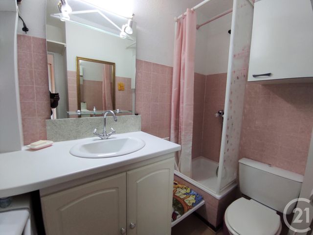 Afficher la photo en grand Studio Cabine à vendre - 1 pièce - 22.0 m2 - ARGELES SUR MER - 66 - LANGUEDOC-ROUSSILLON - Century 21 Côte Catalane Immobilier