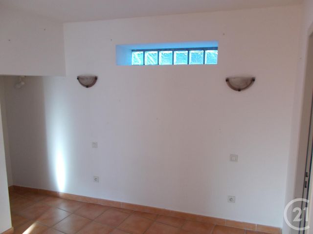 Afficher la photo en grand Appartement F2 à louer - 2 pièces - 38.3 m2 - ST ANDRE - 66 - LANGUEDOC-ROUSSILLON - Century 21 Côte Catalane Immobilier