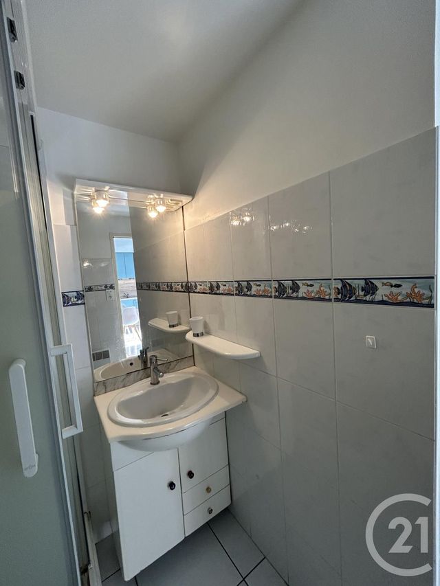Appartement à louer - 3 pièces - 35.0 m2 - SOREDE - 66 - LANGUEDOC-ROUSSILLON - Century 21 Côte Catalane Immobilier