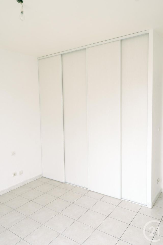 Appartement F3 à louer - 3 pièces - 62.9 m2 - PERPIGNAN - 66 - LANGUEDOC-ROUSSILLON - Century 21 Côte Catalane Immobilier