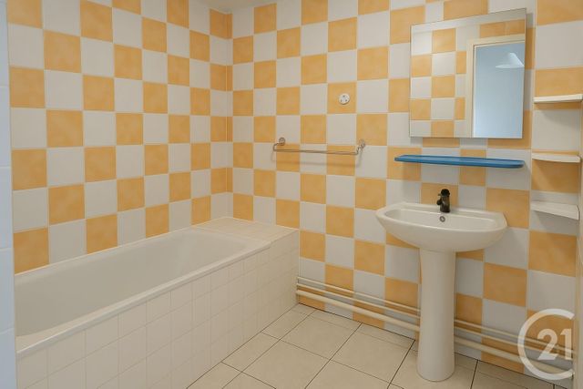 Appartement F2 à louer - 3 pièces - 37.15 m2 - ARGELES SUR MER - 66 - LANGUEDOC-ROUSSILLON - Century 21 Côte Catalane Immobilier