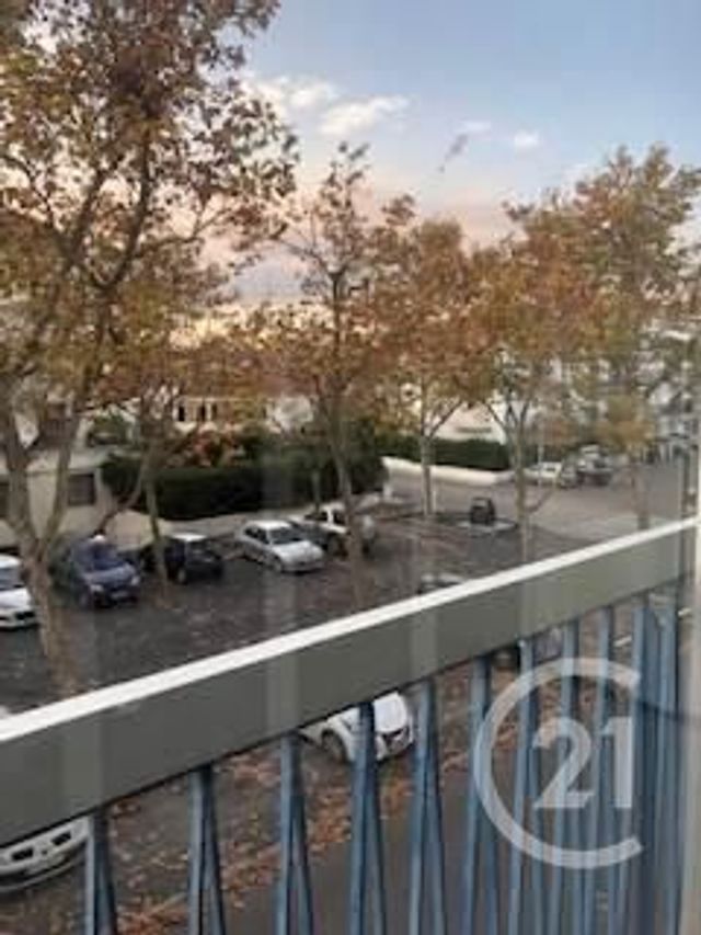 Appartement F4 à louer - 4 pièces - 80.01 m2 - PERPIGNAN - 66 - LANGUEDOC-ROUSSILLON - Century 21 Côte Catalane Immobilier