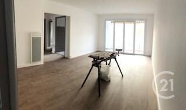 Appartement F4 à louer - 4 pièces - 80.01 m2 - PERPIGNAN - 66 - LANGUEDOC-ROUSSILLON - Century 21 Côte Catalane Immobilier