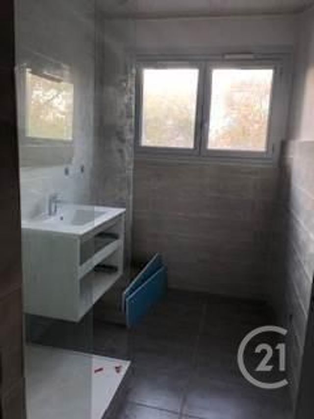 Appartement F4 à louer - 4 pièces - 80.01 m2 - PERPIGNAN - 66 - LANGUEDOC-ROUSSILLON - Century 21 Côte Catalane Immobilier