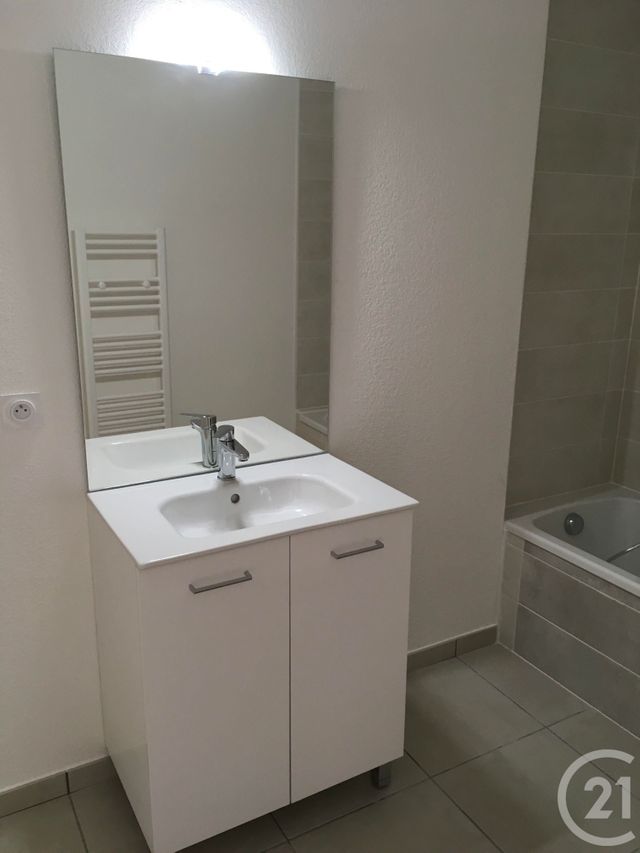 Appartement F3 à louer - 3 pièces - 57.39 m2 - PERPIGNAN - 66 - LANGUEDOC-ROUSSILLON - Century 21 Côte Catalane Immobilier