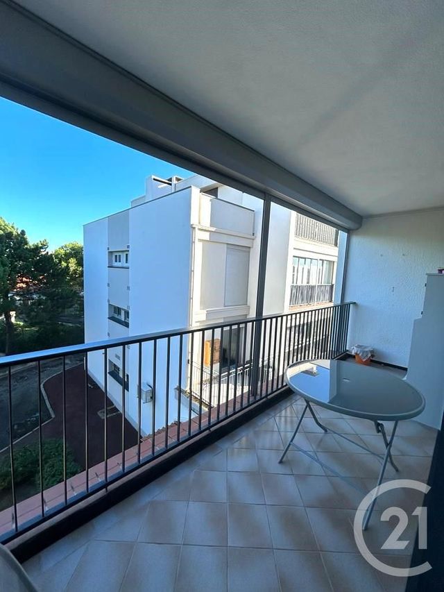 appartement à louer - 2 pièces - 40.0 m2 - ARGELES SUR MER - 66 - LANGUEDOC-ROUSSILLON - Century 21 Côte Catalane Immobilier