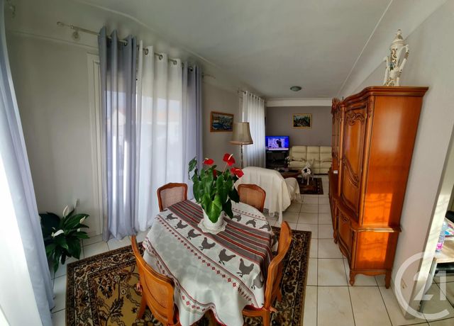 Appartement F4 à vendre - 4 pièces - 71.24 m2 - ST GENIS DES FONTAINES - 66 - LANGUEDOC-ROUSSILLON - Century 21 Côte Catalane Immobilier