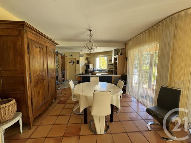 maison à louer - 4 pièces - 140.02 m2 - LAROQUE DES ALBERES - 66 - LANGUEDOC-ROUSSILLON - Century 21 Côte Catalane Immobilier