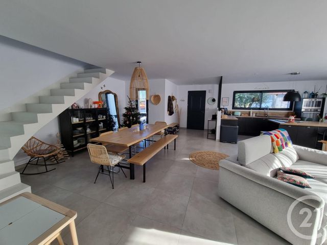 maison à vendre - 5 pièces - 181.25 m2 - LAROQUE DES ALBERES - 66 - LANGUEDOC-ROUSSILLON - Century 21 Côte Catalane Immobilier