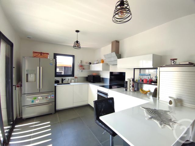 maison à vendre - 4 pièces - 109.3 m2 - PALAU DEL VIDRE - 66 - LANGUEDOC-ROUSSILLON - Century 21 Côte Catalane Immobilier