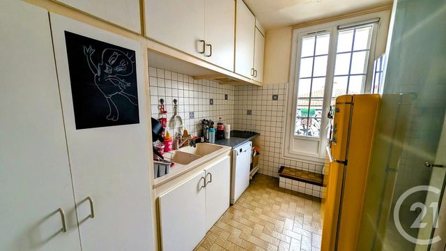 Afficher la photo en grand Appartement T4 à vendre - 4 pièces - 79.0 m2 - LAROQUE DES ALBERES - 66 - LANGUEDOC-ROUSSILLON - Century 21 Côte Catalane Immobilier