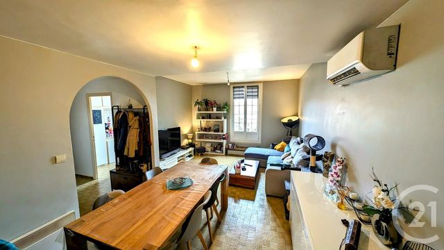Afficher la photo en grand Appartement T4 à vendre - 4 pièces - 79.0 m2 - LAROQUE DES ALBERES - 66 - LANGUEDOC-ROUSSILLON - Century 21 Côte Catalane Immobilier