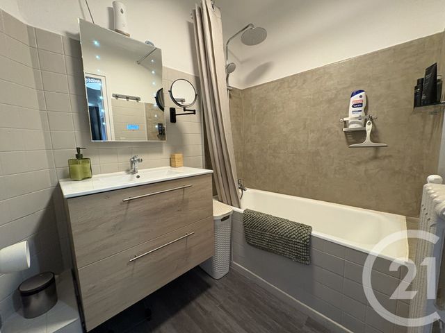 Appartement F3 à vendre - 3 pièces - 65.5 m2 - ARGELES SUR MER - 66 - LANGUEDOC-ROUSSILLON - Century 21 Côte Catalane Immobilier