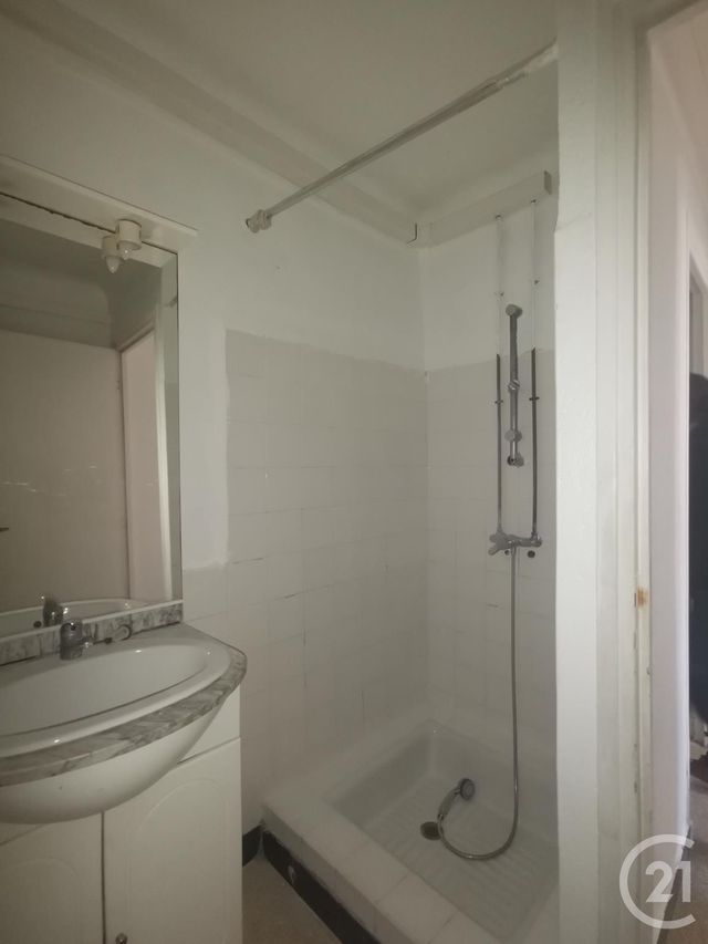 Afficher la photo en grand Appartement F3 à louer - 3 pièces - 73.24 m2 - PALAU DEL VIDRE - 66 - LANGUEDOC-ROUSSILLON - Century 21 Côte Catalane Immobilier