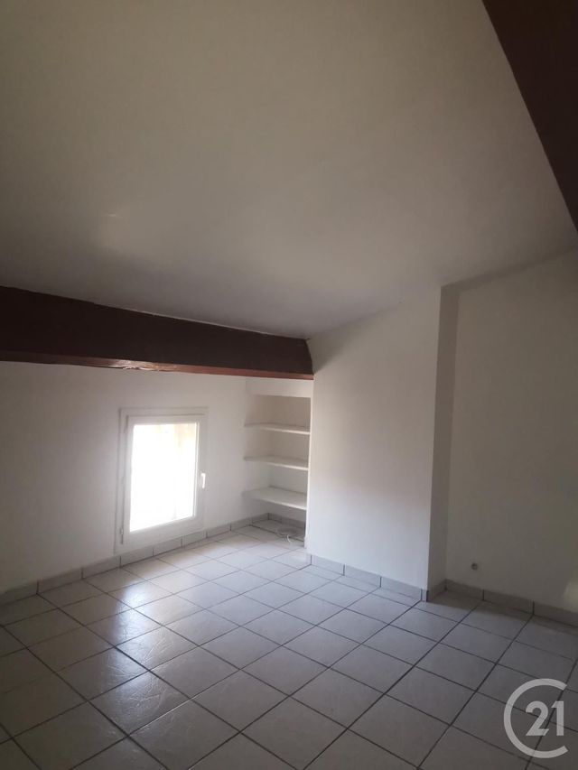 Afficher la photo en grand Appartement F3 à louer - 3 pièces - 73.24 m2 - PALAU DEL VIDRE - 66 - LANGUEDOC-ROUSSILLON - Century 21 Côte Catalane Immobilier