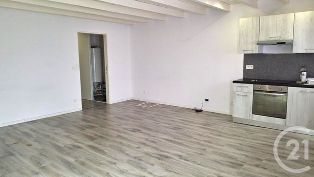 Appartement à louer - 3 pièces - 63.98 m2 - STE MARIE LA MER - 66 - LANGUEDOC-ROUSSILLON - Century 21 Côte Catalane Immobilier