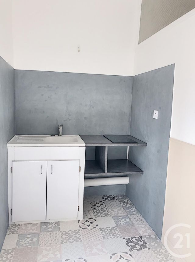 Afficher la photo en grand Appartement F1 à louer - 1 pièce - 23.14 m2 - PERPIGNAN - 66 - LANGUEDOC-ROUSSILLON - Century 21 Côte Catalane Immobilier