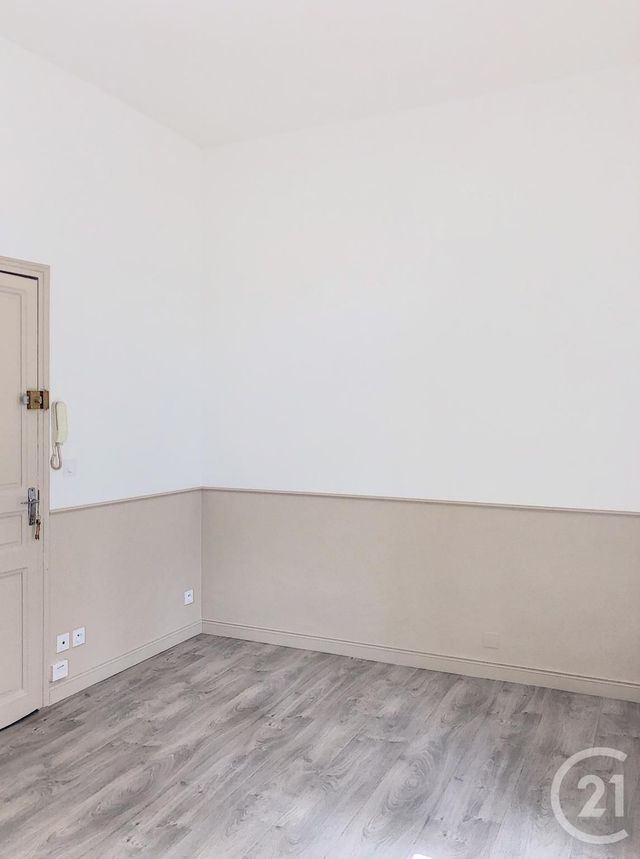 Afficher la photo en grand Appartement F1 à louer - 1 pièce - 23.14 m2 - PERPIGNAN - 66 - LANGUEDOC-ROUSSILLON - Century 21 Côte Catalane Immobilier