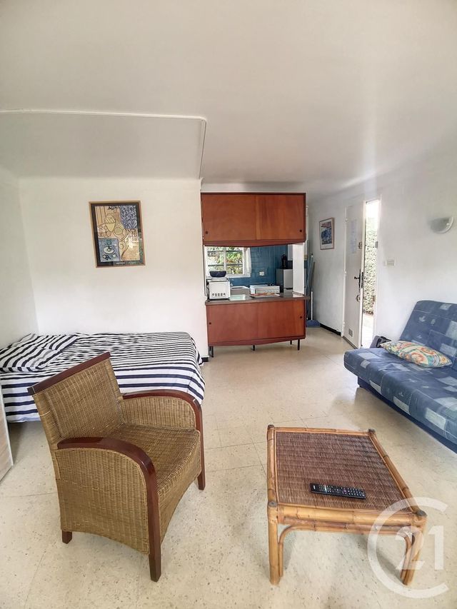 Appartement Studio à louer - 1 pièce - 30.04 m2 - ARGELES SUR MER - 66 - LANGUEDOC-ROUSSILLON - Century 21 Côte Catalane Immobilier