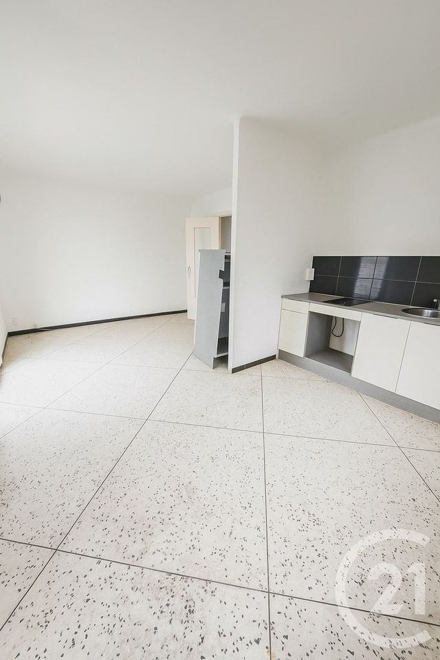 Appartement F2 à louer - 2 pièces - 43.0 m2 - PERPIGNAN - 66 - LANGUEDOC-ROUSSILLON - Century 21 Côte Catalane Immobilier