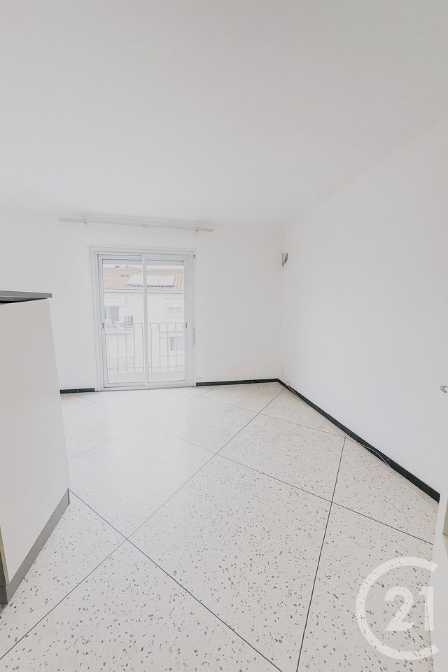 Appartement F2 à louer - 2 pièces - 43.0 m2 - PERPIGNAN - 66 - LANGUEDOC-ROUSSILLON - Century 21 Côte Catalane Immobilier