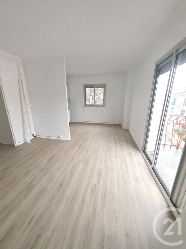 Appartement F2 à louer - 2 pièces - 43.0 m2 - PERPIGNAN - 66 - LANGUEDOC-ROUSSILLON - Century 21 Côte Catalane Immobilier