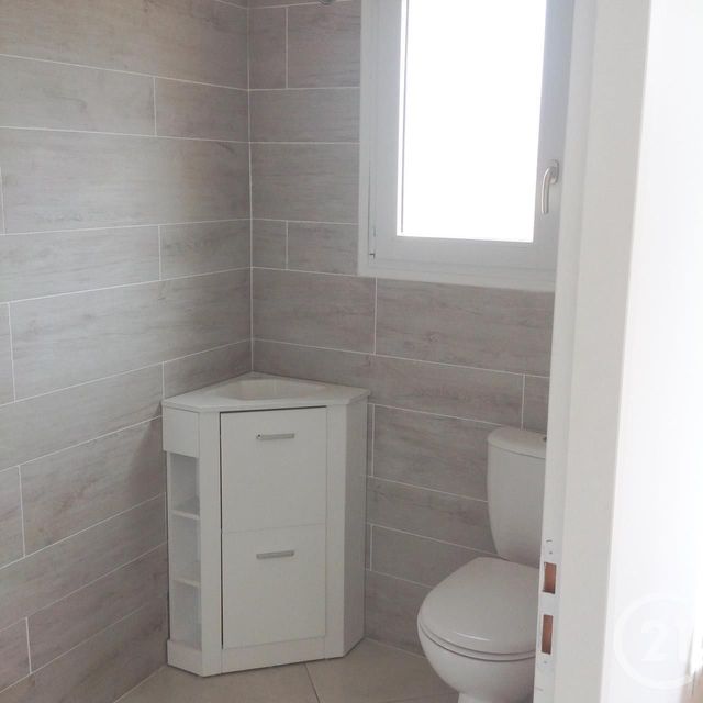 Appartement F2 à louer - 2 pièces - 61.07 m2 - ST GENIS DES FONTAINES - 66 - LANGUEDOC-ROUSSILLON - Century 21 Côte Catalane Immobilier