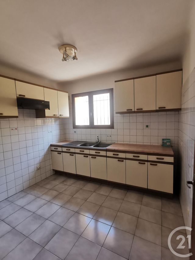 Appartement F3 à louer - 3 pièces - 69.0 m2 - ELNE - 66 - LANGUEDOC-ROUSSILLON - Century 21 Côte Catalane Immobilier