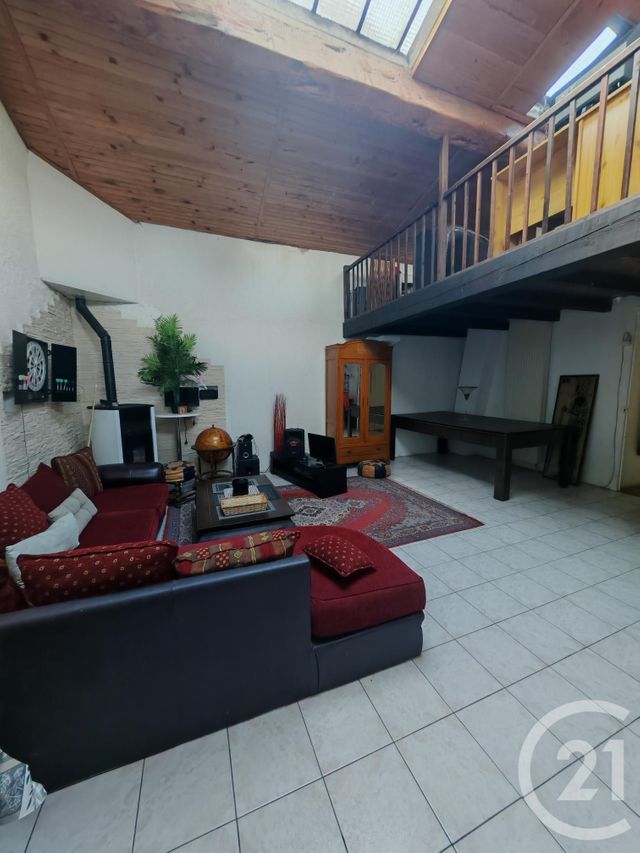 maison à louer - 5 pièces - 177.0 m2 - ST ESTEVE - 66 - LANGUEDOC-ROUSSILLON - Century 21 Côte Catalane Immobilier