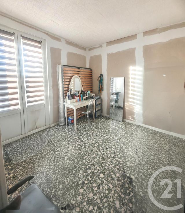 Appartement à louer - 4 pièces - 84.96 m2 - LAROQUE DES ALBERES - 66 - LANGUEDOC-ROUSSILLON - Century 21 Côte Catalane Immobilier