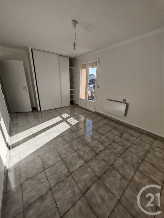 Appartement F3 à louer - 3 pièces - 74.73 m2 - ELNE - 66 - LANGUEDOC-ROUSSILLON - Century 21 Côte Catalane Immobilier