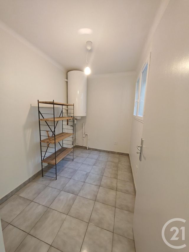 Appartement F3 à louer - 3 pièces - 74.73 m2 - ELNE - 66 - LANGUEDOC-ROUSSILLON - Century 21 Côte Catalane Immobilier