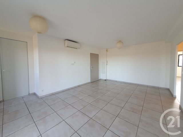 Appartement T3 à vendre - 3 pièces - 57.4 m2 - ST ANDRE - 66 - LANGUEDOC-ROUSSILLON - Century 21 Côte Catalane Immobilier
