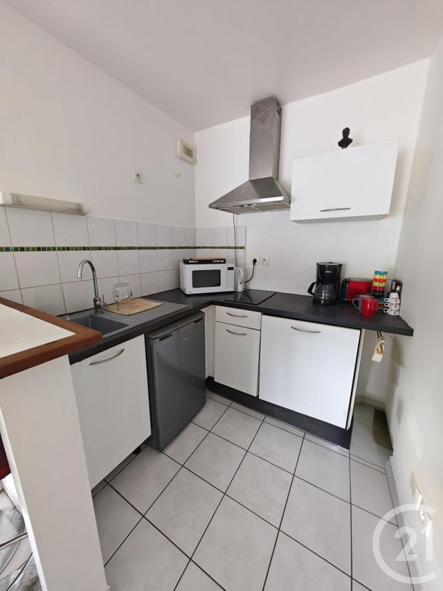 Appartement F2 à louer - 2 pièces - 40.67 m2 - PORT VENDRES - 66 - LANGUEDOC-ROUSSILLON - Century 21 Côte Catalane Immobilier