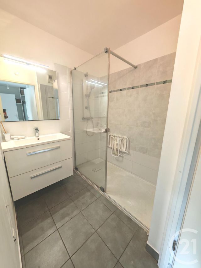 Appartement F2 à louer - 2 pièces - 40.67 m2 - PORT VENDRES - 66 - LANGUEDOC-ROUSSILLON - Century 21 Côte Catalane Immobilier