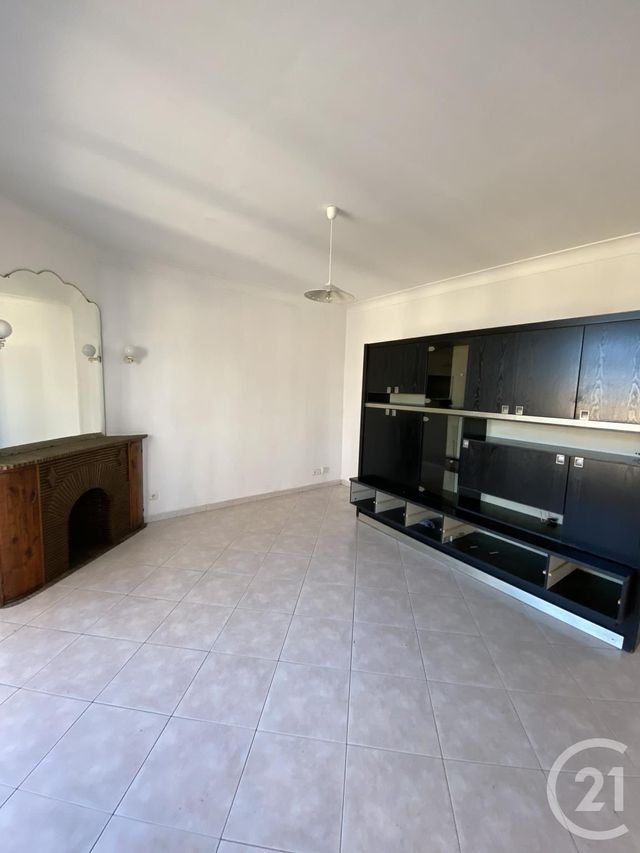 Appartement F3 à louer - 3 pièces - 71.15 m2 - SOREDE - 66 - LANGUEDOC-ROUSSILLON - Century 21 Côte Catalane Immobilier