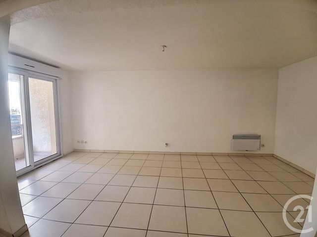 Appartement F3 à louer - 3 pièces - 84.25 m2 - PORT VENDRES - 66 - LANGUEDOC-ROUSSILLON - Century 21 Côte Catalane Immobilier