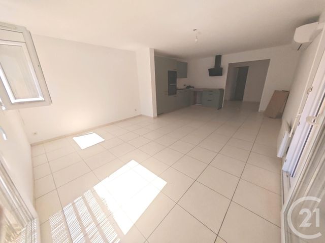 Appartement F3 à louer - 3 pièces - 63.85 m2 - PORT VENDRES - 66 - LANGUEDOC-ROUSSILLON - Century 21 Côte Catalane Immobilier