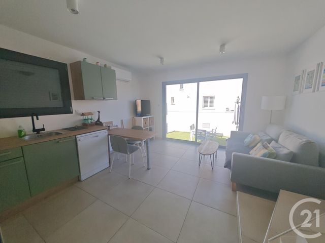 Appartement à louer - 2 pièces - 40.86 m2 - STE MARIE LA MER - 66 - LANGUEDOC-ROUSSILLON - Century 21 Côte Catalane Immobilier